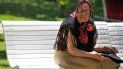 Una mujer adulto mayor sentada en un parque de La Habana. Una mujer adulto mayor sentada en un parque de La Habana.