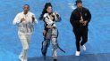 Will Smith, Nicky Jam y la cantante kosovar Era Istrefi actúan durante la ceremonia de clausura del Mundial Rusia 2018. Will Smith, Nicky Jam y la cantante kosovar Era Istrefi actúan durante la ceremonia de clausura del Mundial Rusia 2018.