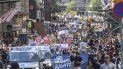 La gente se reúne durante una manifestación llamando a los derechos humanos y la democracia en Helsinki, Finlandia, el 15 de julio de 2018. La gente se reúne durante una manifestación llamando a los derechos humanos y la democracia en Helsinki, Finlandia, el 15 de julio de 2018.