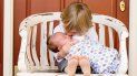 Dependiendo de la edad y del nivel del desarrollo del niño, es recomendable hablarle de que en algún momento tendrá un hermanito. Dependiendo de la edad y del nivel del desarrollo del niño, es recomendable hablarle de que en algún momento tendrá un hermanito.