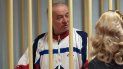 Fotografía de archivo fechada el 9 de agosto de 2006 que muestra al exespía ruso Sergei Skripal, durante una audiencia en el tribunal militar de Moscú, en Rusia. Fotografía de archivo fechada el 9 de agosto de 2006 que muestra al exespía ruso Sergei Skripal, durante una audiencia en el tribunal militar de Moscú, en Rusia.