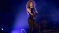 Shakira actúa en Estambul, Turquía, como parte de su gira mundial El dorado. Shakira actúa en Estambul, Turquía, como parte de su gira mundial El dorado.