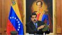 Fotografía cedida por la oficina de prensa de Miraflores, que muestra al presidente de Venezuela, Nicolás Maduro, mientras ofrece un mensaje difundido por radio y televisión. Fotografía cedida por la oficina de prensa de Miraflores, que muestra al presidente de Venezuela, Nicolás Maduro, mientras ofrece un mensaje difundido por radio y televisión.