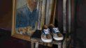 Las piezas se están vendiendo en la tienda del museo. Las piezas se están vendiendo en la tienda del museo.