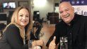 Juan Juan Almeida entrevista a la cantante cubana Lourdes Libertad. Juan Juan Almeida entrevista a la cantante cubana Lourdes Libertad.