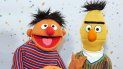 Como siempre hemos dicho, Bert y Ernie (los nombres originales de Beto -también conocido como Berto en algunos países- y Enrique) son mejores amigos, indicó hoy en Twitter Sesame Workshop, la organización sin ánimo de lucro detrás de Sesame Street. Como siempre hemos dicho, Bert y Ernie (los nombres originales de Beto -también conocido como Berto en algunos países- y Enrique) son mejores amigos, indicó hoy en Twitter Sesame Workshop, la organización sin ánimo de lucro detrás de Sesame Street.