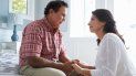 Algunas personas con Alzheimer mantienen su habilidad para conectarse con usted a un nivel emocional profundo casi hasta las últimas etapas de la enfermedad. Algunas personas con Alzheimer mantienen su habilidad para conectarse con usted a un nivel emocional profundo casi hasta las últimas etapas de la enfermedad.