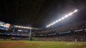 Será la primera vez que el escenario de los Marlins, estadio que costó 515 millones de dólares, seda su espacio una pelea de boxeo. Será la primera vez que el escenario de los Marlins, estadio que costó 515 millones de dólares, seda su espacio una pelea de boxeo.