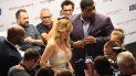 Stormy Daniels en una sesión de la feria erótica VENUS Berlin. Stormy Daniels en una sesión de la feria erótica VENUS Berlin.