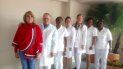 María Isabel Martínez Martín (izq.), jefa de la brigada médica cubana en Ecuador, junto a personal de salud de la isla. María Isabel Martínez Martín (izq.), jefa de la brigada médica cubana en Ecuador, junto a personal de salud de la isla.