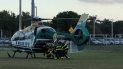 El estudiante, que no se creía que llevaba un casco, sufrió una lesión en la cabeza y fue trasladado en avión al Memorial Regional Hospital en Hollywood en buenas condiciones. El estudiante, que no se creía que llevaba un casco, sufrió una lesión en la cabeza y fue trasladado en avión al Memorial Regional Hospital en Hollywood en buenas condiciones.