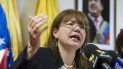 La embajadora de Venezuela en Ecuador, Carol Delgado, ha recibido del Ministerio de Exteriores una notificación para que abandone el país en 72 horas y, además, ha sido declarada persona non grata. La embajadora de Venezuela en Ecuador, Carol Delgado, ha recibido del Ministerio de Exteriores una notificación para que abandone el país en 72 horas y, además, ha sido declarada persona non grata.