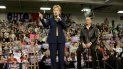 Clinton podría estar sopesando aspirar a la presidencia por tercera vez. Clinton podría estar sopesando aspirar a la presidencia por tercera vez.