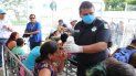 Autoridades migratorias mexicanas brindan atención a migrantes. Autoridades migratorias mexicanas brindan atención a migrantes.