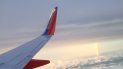 Vista parcial de una aeronave de la compañía aérea Southwest Airlines. Vista parcial de una aeronave de la compañía aérea Southwest Airlines.