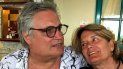 El cautautor cubano Amaury Pérez y su esposa, Peti González, en una imagen tomada de su página de Facebook. El cautautor cubano Amaury Pérez y su esposa, Peti González, en una imagen tomada de su página de Facebook.