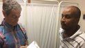 El doctor Omar Akhras, nacido en Siria, atiende a Fuad Abdi Limo, refugiado político de Etiopía, en el Clarkston Community Health Center. La clínica gratuita atiende a inmigrantes y refugiados en el diverso condado de DeKalb, en Atlanta. El doctor Omar Akhras, nacido en Siria, atiende a Fuad Abdi Limo, refugiado político de Etiopía, en el Clarkston Community Health Center. La clínica gratuita atiende a inmigrantes y refugiados en el diverso condado de DeKalb, en Atlanta.