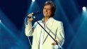 El artista de 77 años, con más de 25 millones de discos vendidos en los últimos 55 años, tocó el tema más recurrente en su obra, el amor, y dijo que ese sentimiento no cambia con el tiempo. El artista de 77 años, con más de 25 millones de discos vendidos en los últimos 55 años, tocó el tema más recurrente en su obra, el amor, y dijo que ese sentimiento no cambia con el tiempo.
