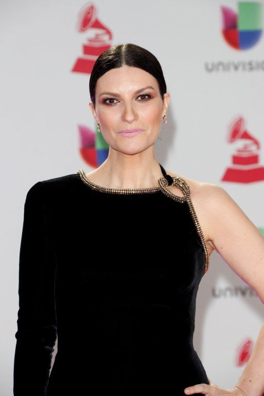 <p>La cantante italiana Laura Pausini se llev&oacute; el galard&oacute;n al mejor &aacute;lbum vocal de pop tradicional por&nbsp;<em>Hazte sentir.</em></p>