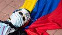 Un hombre protesta por la falta de medicinas y la crisis humanitaria en Venezuela. Un hombre protesta por la falta de medicinas y la crisis humanitaria en Venezuela.