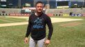 El venezolano se entrenó hoy con la nueva sudadera de los Marlins de Miami. El venezolano se entrenó hoy con la nueva sudadera de los Marlins de Miami.