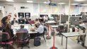 Miembros del comité de escrutinio del condado Miami-Dade durante el reconteo manual de votos. Miembros del comité de escrutinio del condado Miami-Dade durante el reconteo manual de votos.