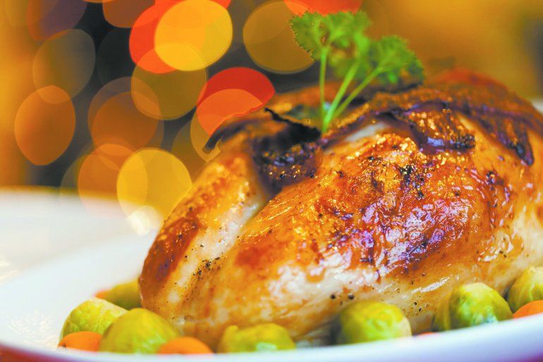 El venezolano invita a incorporar alguna tradición anglo a la cena de Thanksgiving, en vez de agregarle un toque latino. 
