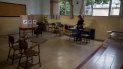 Una mesa de votación se veía vacía en los comicios muncipales en Venezuela. Una mesa de votación se veía vacía en los comicios muncipales en Venezuela.