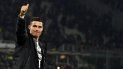 El portugués dice que la vida se trata de retos y por eso él ha aceptado jugar en Inglaterra, España y ahora Italia. Por lo que invita a Messi a demostrar su talento en otra liga. El portugués dice que la vida se trata de retos y por eso él ha aceptado jugar en Inglaterra, España y ahora Italia. Por lo que invita a Messi a demostrar su talento en otra liga.