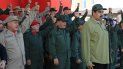 Maduro pidió a los militares venezolanos desarrollar labores preventivas ante cualquier movimiento extraño de grupos paramilitares o infiltrados. Maduro pidió a los militares venezolanos desarrollar labores preventivas ante cualquier movimiento extraño de grupos paramilitares o infiltrados.