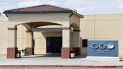 Entrada del Centro de Detención de Inmigrantes del Servicio de Inmigración y Control de Aduanas (ICE) en Adelando, California. Entrada del Centro de Detención de Inmigrantes del Servicio de Inmigración y Control de Aduanas (ICE) en Adelando, California.