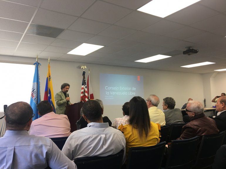 Vladimiro Mujica, activista politico venezolano habla sobre los objetivos del Consejo Exterior de la Venezuela Libre.
