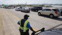 Imagen de archivo de un agente de la Policía que vigila en tránsito en una carretera de Miami. Imagen de archivo de un agente de la Policía que vigila en tránsito en una carretera de Miami.