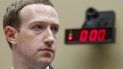 Zuckerberg nos invita a discutir qué papel puede jugar Internet en el fortalecimiento del tejido social, entre otras cuestiones. Zuckerberg nos invita a discutir qué papel puede jugar Internet en el fortalecimiento del tejido social, entre otras cuestiones.