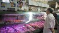 Efe pudo constatar que los precios subieron entre un 30 y 50 % en mercados del centro de Caracas, mientras que en el acomodado municipio Chacao, un bastión del antichavismo, el incremento ronda el 100 %. Efe pudo constatar que los precios subieron entre un 30 y 50 % en mercados del centro de Caracas, mientras que en el acomodado municipio Chacao, un bastión del antichavismo, el incremento ronda el 100 %.