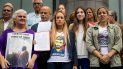 Tintori a las afueras de la sede del Programa de Naciones Unidas para el Desarrollo (PNUD), ubicada en el este de Caracas. Tintori a las afueras de la sede del Programa de Naciones Unidas para el Desarrollo (PNUD), ubicada en el este de Caracas.