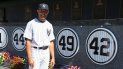 El panameño Mariano Rivera entró hoy con el cien por ciento de los votos, siendo el primer pelotero en lograr esta hazaña. Junto con Rivera ingresarán al Salón de la Fama el puertorriqueño Edgar Martínez, Roy Halladay (postmorten) y Mike Mussinna. El panameño Mariano Rivera entró hoy con el cien por ciento de los votos, siendo el primer pelotero en lograr esta hazaña. Junto con Rivera ingresarán al Salón de la Fama el puertorriqueño Edgar Martínez, Roy Halladay (postmorten) y Mike Mussinna.