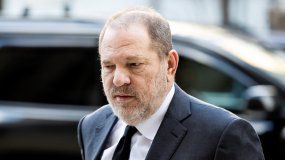 El productor de cine estadounidense Harvey Weinstein, a su llegada a la Corte Penal de Manhattan, en Nueva York.