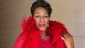 Fotografía cedida por Projects+gallery que muestra un retrato de Dee Dee Ngozi, de 55 años, realizado por la fotógrafa estadounidense Jess T. Dugan y que forma parte de la exhibición To Survive on This Shore, inaugurada este sábado en el Museo de Arte Patricia y Phillip Frost de Miami. Fotografía cedida por Projects+gallery que muestra un retrato de Dee Dee Ngozi, de 55 años, realizado por la fotógrafa estadounidense Jess T. Dugan y que forma parte de la exhibición To Survive on This Shore, inaugurada este sábado en el Museo de Arte Patricia y Phillip Frost de Miami.