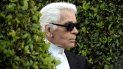 Fotografía de archivo realizada el 9 de mayo de 2011 que muestra al diseñador alemán Karl Lagerfeld tras la presentación de su colección Chanel Cruise 2011/2012 en lel Hotel du Cap en Eden Roc en Cap dAntibes cerca de Cannes (Francia). Fotografía de archivo realizada el 9 de mayo de 2011 que muestra al diseñador alemán Karl Lagerfeld tras la presentación de su colección Chanel Cruise 2011/2012 en lel Hotel du Cap en Eden Roc en Cap dAntibes cerca de Cannes (Francia).