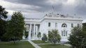 Fotografía de archivo que muestra una vista lateral de la Casa Blanca, en Washington, EEUU, en junio de 2017. Fotografía de archivo que muestra una vista lateral de la Casa Blanca, en Washington, EEUU, en junio de 2017.