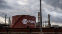 Fotografía de archivo de un tanque de petróleo en una refinería de PDVSA en el estado de Carabobo, Venezuela. Fotografía de archivo de un tanque de petróleo en una refinería de PDVSA en el estado de Carabobo, Venezuela.