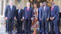 Fotografía cedida por la Presidencia de República Dominicana, donde aparecen desde la izquierda: el primer ministro de Santa Lucía, Allen Michael Chastanet; el presidente de República Dominicana, Danilo Medina; el presidente Donald Trump; la primera dama, Melania Trump; el primer ministro de Jamaica, Andrew Holness, el presidente de Haití, Jovenel Moïse, y el primer ministro de Bahamas, Hubert Minnis. Fotografía cedida por la Presidencia de República Dominicana, donde aparecen desde la izquierda: el primer ministro de Santa Lucía, Allen Michael Chastanet; el presidente de República Dominicana, Danilo Medina; el presidente Donald Trump; la primera dama, Melania Trump; el primer ministro de Jamaica, Andrew Holness, el presidente de Haití, Jovenel Moïse, y el primer ministro de Bahamas, Hubert Minnis.