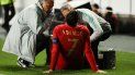 Cristiano Ronaldo recibe asistencia médica durante un partido del grupo B por la clasificación de la Eurocopa 2020 entre Portugal y Serbia este lunes, 25 de marzo de 2019, en el estadio Luz de Lisboa. Cristiano Ronaldo recibe asistencia médica durante un partido del grupo B por la clasificación de la Eurocopa 2020 entre Portugal y Serbia este lunes, 25 de marzo de 2019, en el estadio Luz de Lisboa.