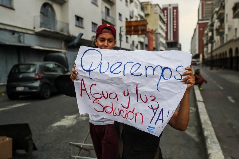 NOTICIA DE VENEZUELA  - Página 32 0001656192