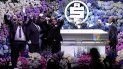 Leyendas de la música negra como Stevie Wonder o Snoop Dogg intervinieron en este acto masivo que tuvo lugar por la mañana. Leyendas de la música negra como Stevie Wonder o Snoop Dogg intervinieron en este acto masivo que tuvo lugar por la mañana.