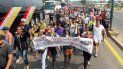 Decenas de migrantes de nacionalidad cubana emprendieron su camino a Ciudad de México. Decenas de migrantes de nacionalidad cubana emprendieron su camino a Ciudad de México.