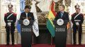 l presidente de Argentina, Mauricio Macri (d), y su homólogo boliviano, Evo Morales, ofrecen una rueda de prensa conjunta en la Casa Rosada, en Buenos Aires (Argentina). l presidente de Argentina, Mauricio Macri (d), y su homólogo boliviano, Evo Morales, ofrecen una rueda de prensa conjunta en la Casa Rosada, en Buenos Aires (Argentina).