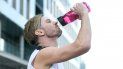 El agua es la mejor y más saludable manera de cubrir las necesidades diarias de líquidos. El agua es la mejor y más saludable manera de cubrir las necesidades diarias de líquidos.