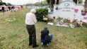 El 14 de febrero de 2018, Nikolas Cruz ingresó con un fusil semiautomático a la escuela secundaria Marjory Stonmeman Douglas de Parkland, y mató a 17 personas. El 14 de febrero de 2018, Nikolas Cruz ingresó con un fusil semiautomático a la escuela secundaria Marjory Stonmeman Douglas de Parkland, y mató a 17 personas.
